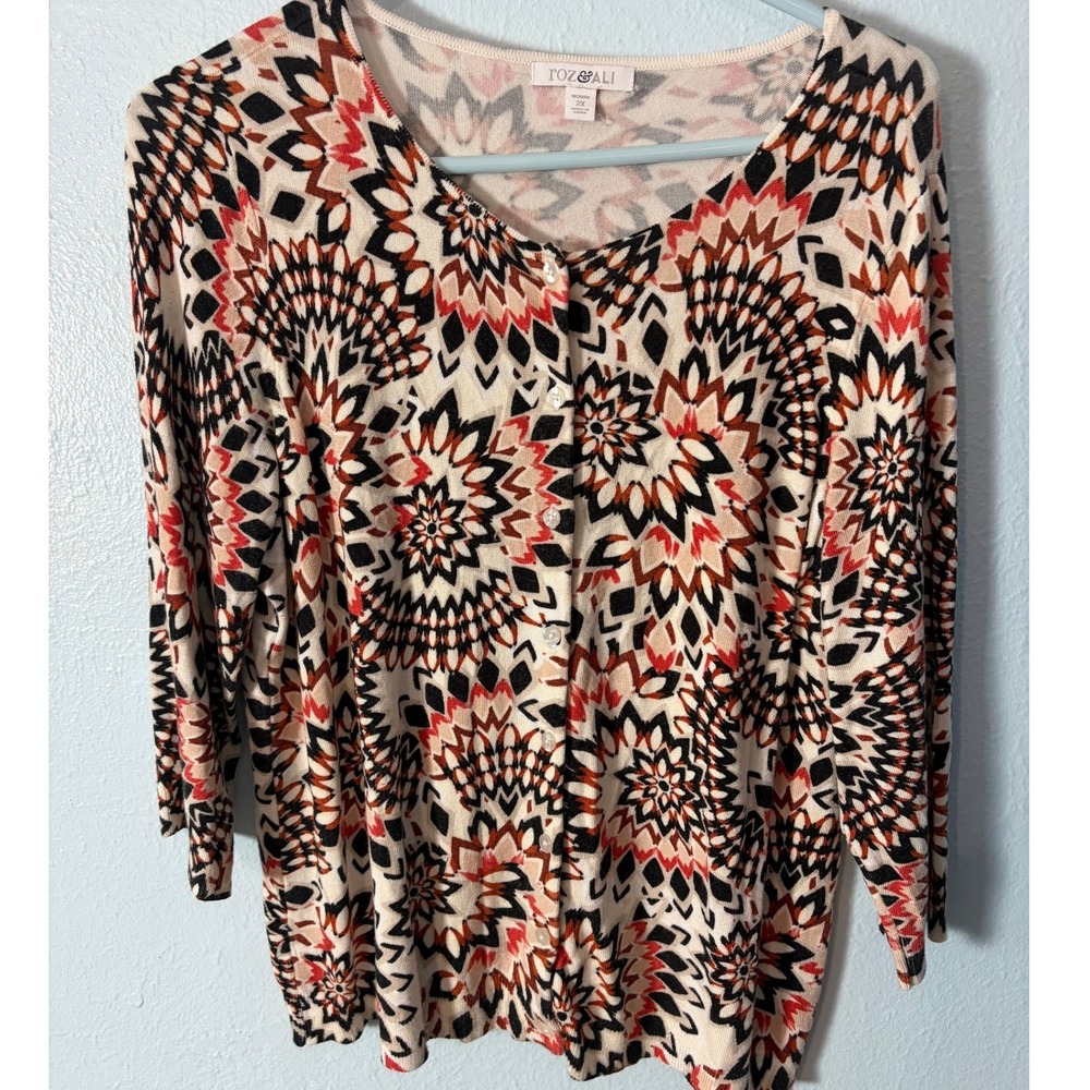 Roz & Ali Women 2X Cardigan Sweater Geometric Sunburst Red Black 3/4 Sleeve Fall